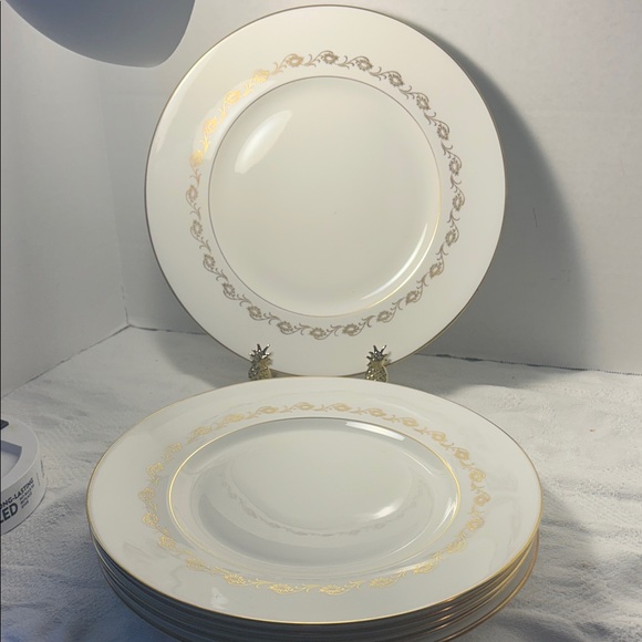 Classic White and Gold Dinner Plate Set of 6 Bone China